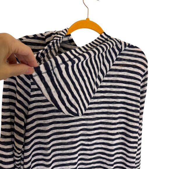 Maurices Hooded Knit Top Blouse Shirt Stripe Black White L bv - Picture 6 of 9